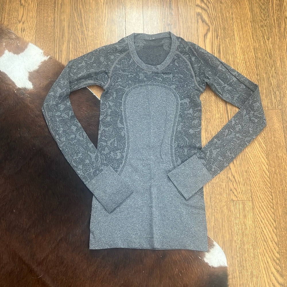 Lululemon Swiftly Top